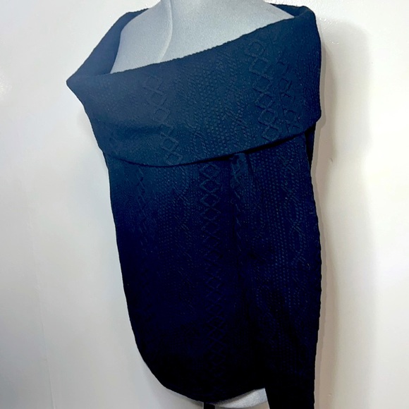 Halogen Off Shoulder Textured Sweater Women’s Size Large Black Thick - Picture 3 of 10